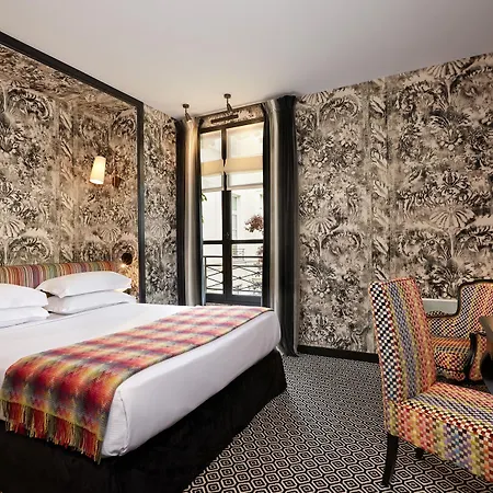 Hotel Le Pavillon De La Reine & Spa, Place Des Vosges 5*