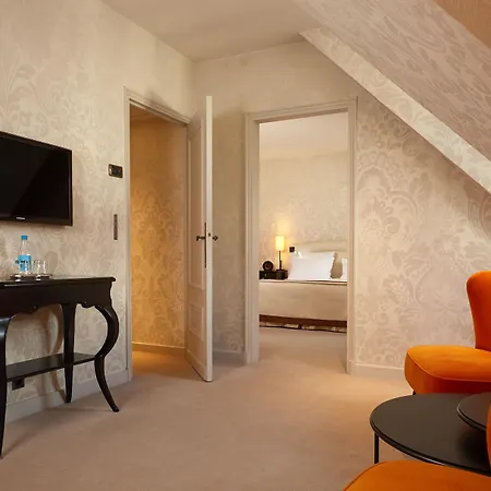 Le Pavillon De La Reine & Spa, Place Des Vosges Hotel