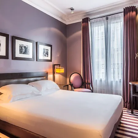 Duret Champs Elysees Hotel 4*