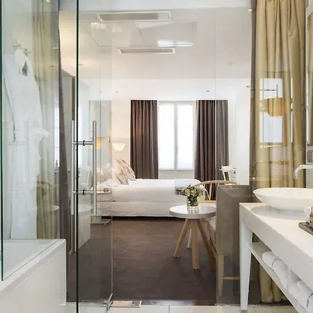 Hotel Le Placide Saint-germain Des Pres Paris