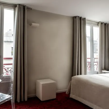 Le Quartier Bercy-square 3*