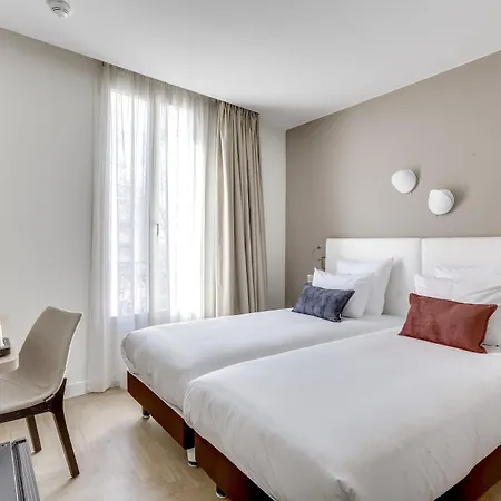Hotel Courseine 3*