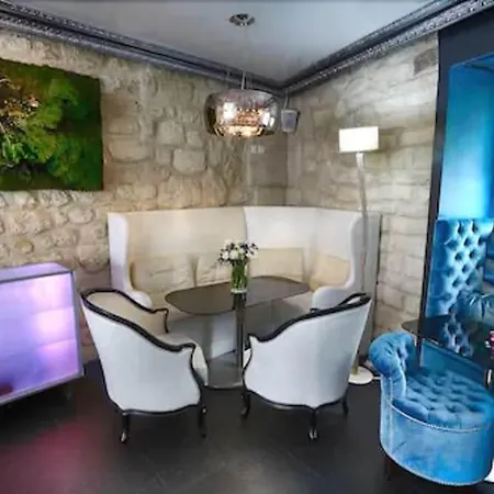 Eiffel Trocadero Hotel