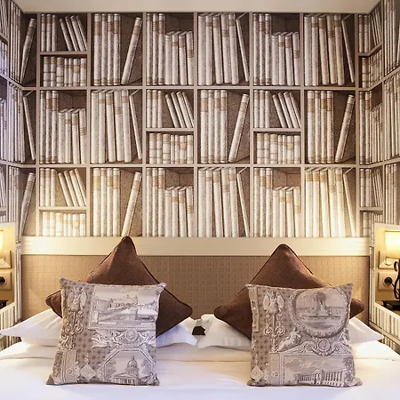Hotel Foch 4*