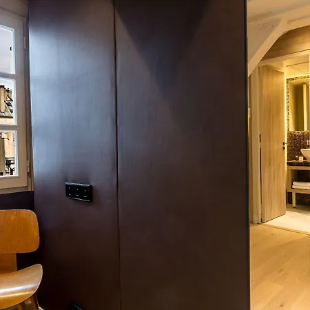 Hotel De Lille - Saint-germain Des Pres 4*