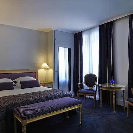 Hotel Royal Champs Elysees