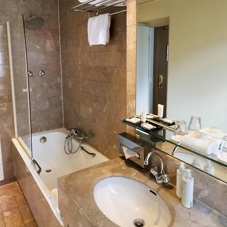 Hotel Royal Champs Elysees Paris