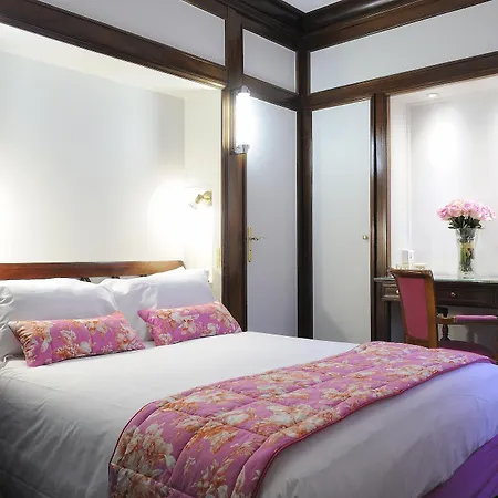 Hotel Royal Champs Elysees Paris