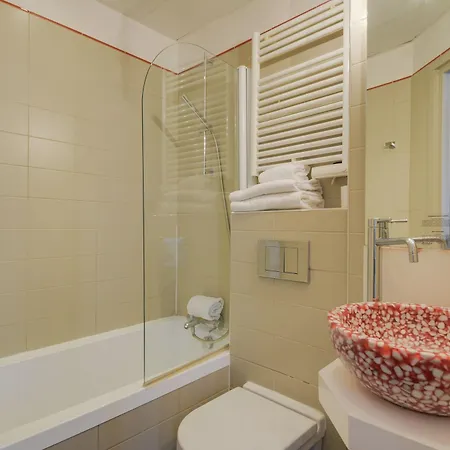 Pavillon Nation Hotel