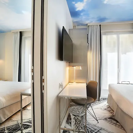 Hotel Nouvel Eiffel Paris