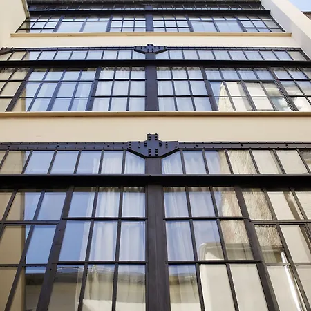 Du Ministère 4* Paris