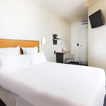 Hotel Libertel Canal Saint Martin Parigi
