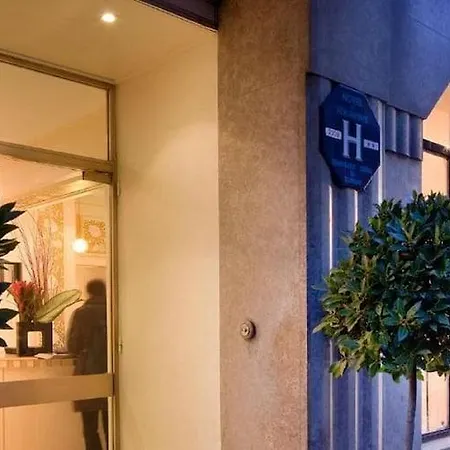Gérando Hotel 3*