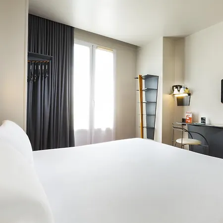 Hotel Libertel Canal Saint Martin Parigi