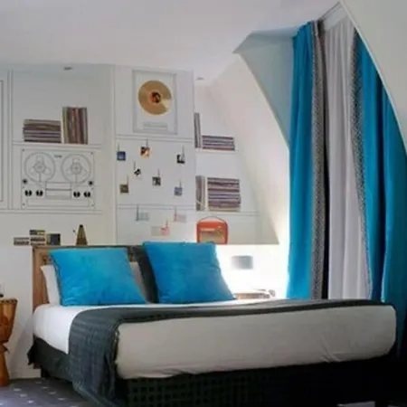 Du Triangle D'or Hotell Paris