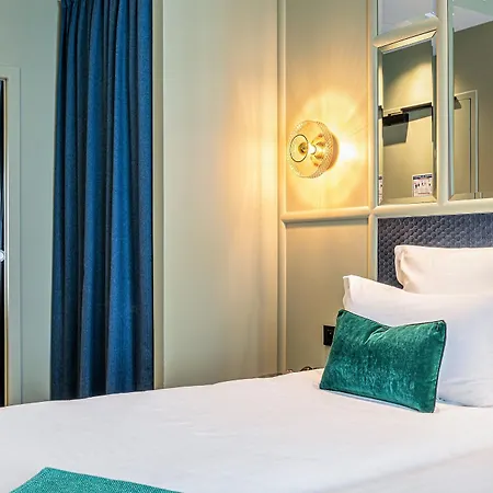 Veryste Hotel 4*