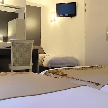 Hotel Derby Eiffel 3*