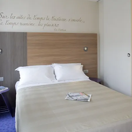 De Sévigné 3* Paris
