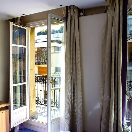 De Sévigné Hotel Paris