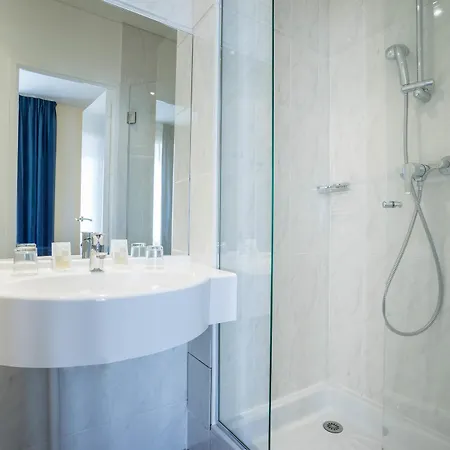 Hotel Delambre Paris