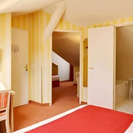 Delambre Hotel
