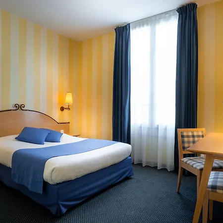Delambre Hotel 3*
