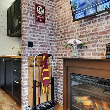 Cmg Harry Potter Themed Studio In Paris !