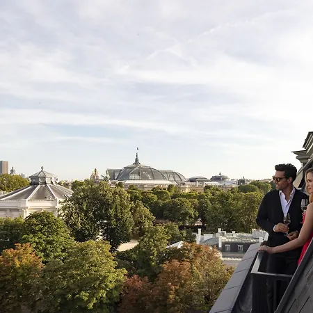 La Reserve & Paris