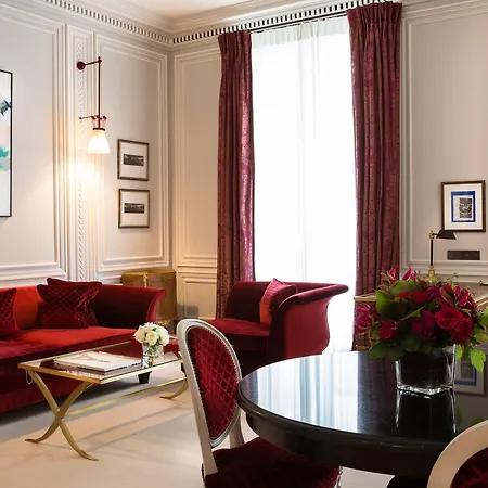 Hotel La Reserve & Paris