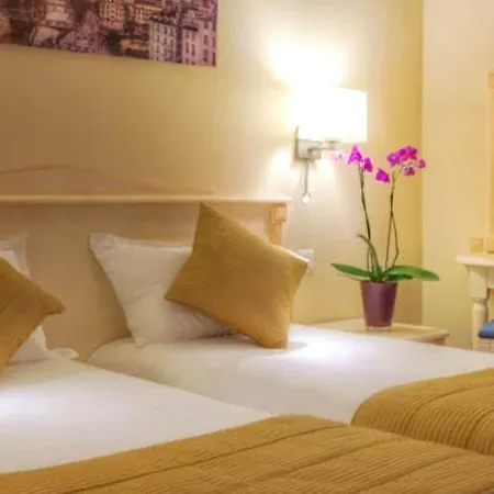 Louvre Sainte Anne Hotel 3*