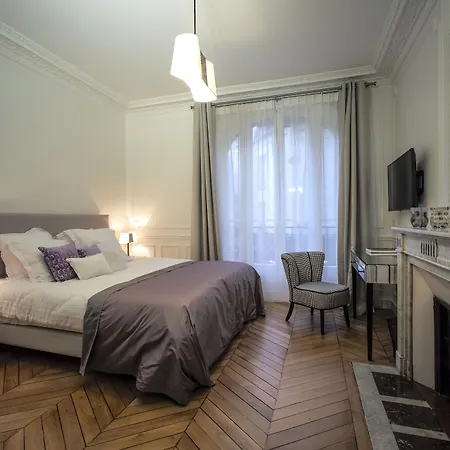 Relais12bis By Eiffel Tower Bed & Breakfast Paris