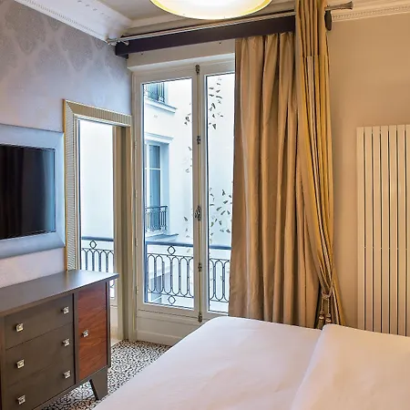 Saint-honore 3*