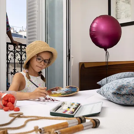 Grand Des Balcons Hotel Paris