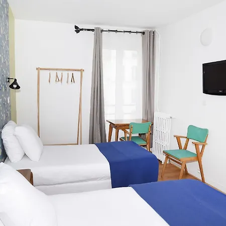 Zazie Hotel 2*