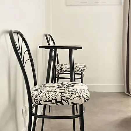 Zazie Hotel 2*