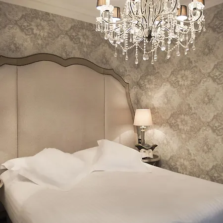 Hotel Glamour 3*