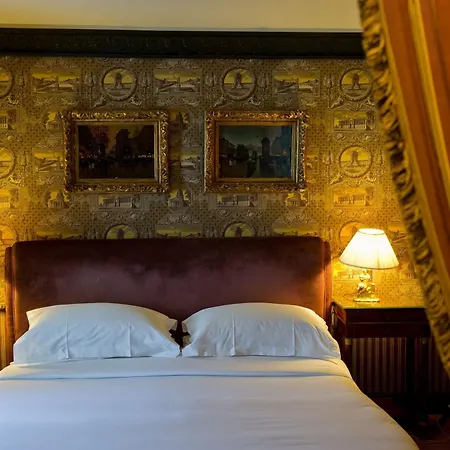 L'hotel Hotel 5*
