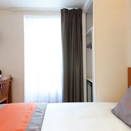 Alyss Saphir Cambronne Eiffel Otel 3*