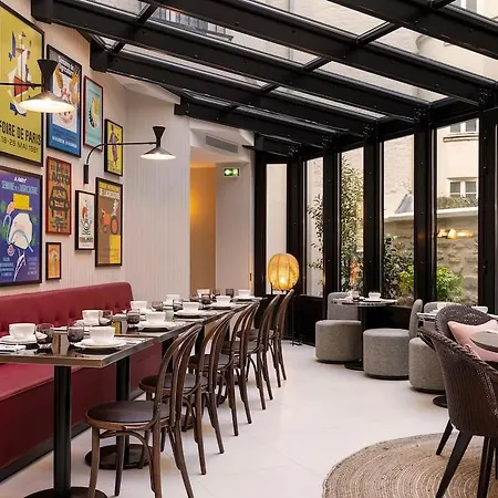 Hotel Moderniste 4*