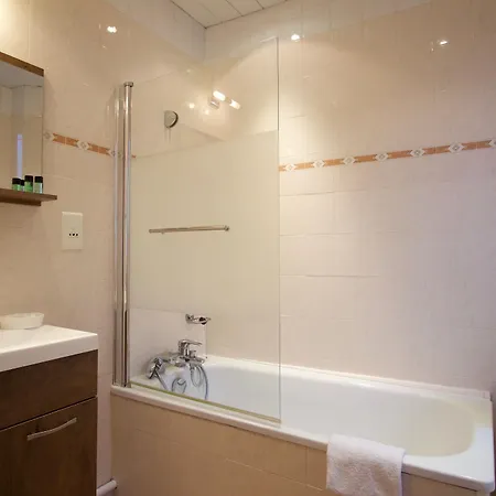 Hotel Chopin 2*