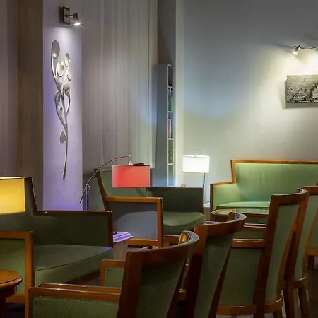 Hotel Crimée 3*