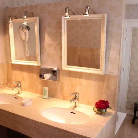 De La Bretonnerie Hotel Paris