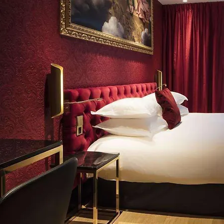 Отель Eiffel Petit Louvre 3*