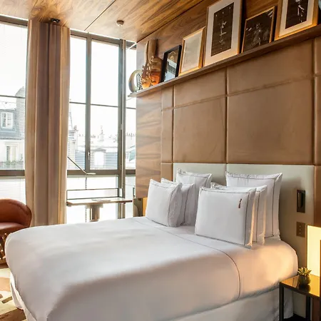 Hotel Brach - Evok Collection