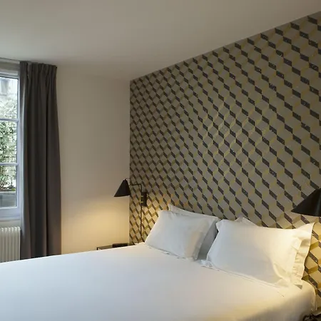 Monsieur Helder Hotel 3*