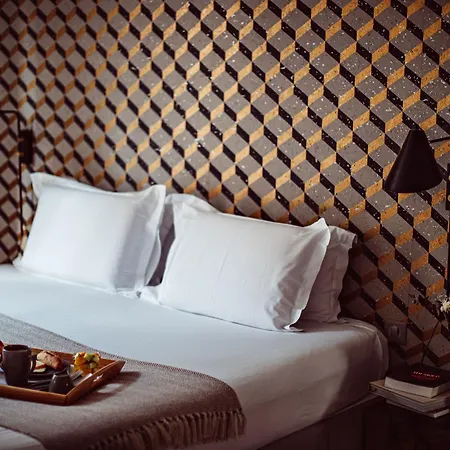 Monsieur Helder Hotel 3*