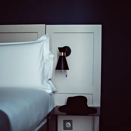 Monsieur Helder Hotel 3*