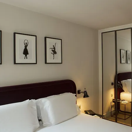 Monsieur Helder Paris