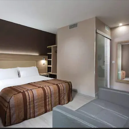 Otel Des Pavillons Paris