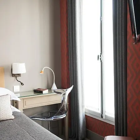 Apollon Montparnasse Hotel 3*